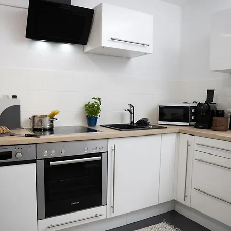 Zentrale Am Dom - Parkplatz - Netflix Apartment Augsburg